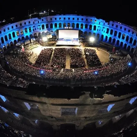 Apartment Arena Design App, Free Private Parking, Terrace Pula