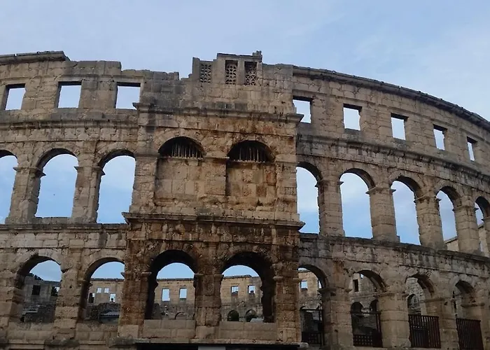 Arena Design App, Free Private Parking, Terrace Apartment Pula